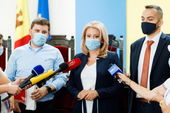 Partidul Politic „ȘOR” a depus actele pentru înregistrarea grupului de inițiativă care va colecta semnături în sprijinul Violetei Ivanov